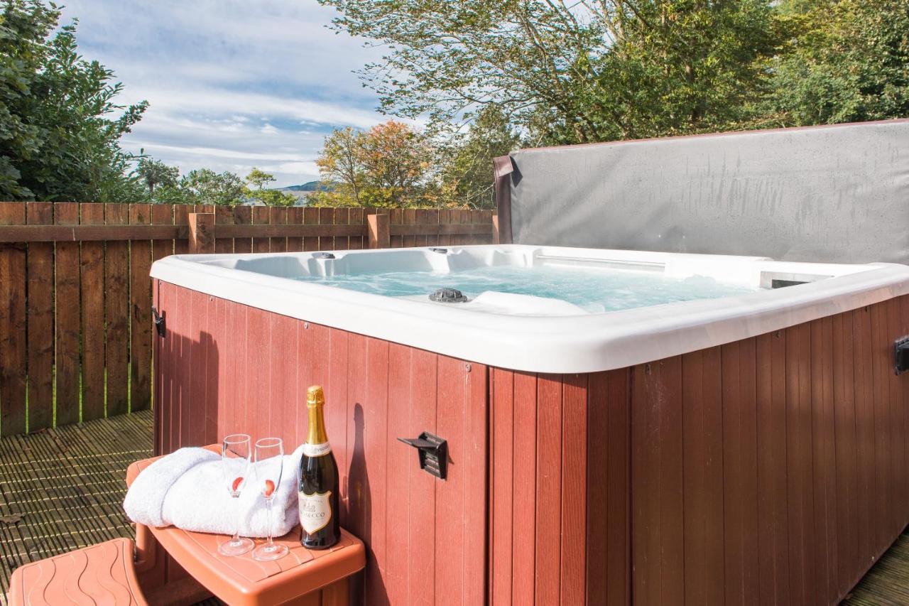 Villa The Granary With Hot Tub à Forgandenny Extérieur photo